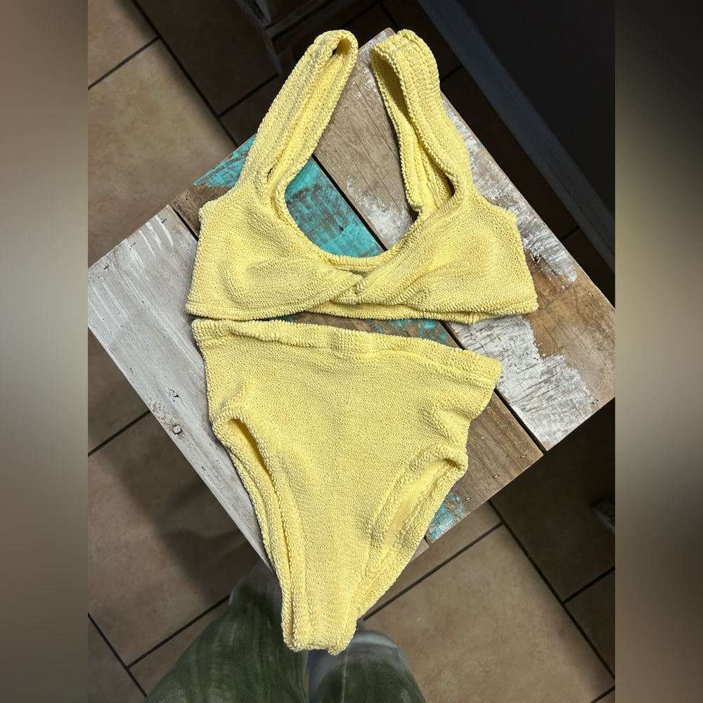 Hunza g butter yellow Juno top and high waisted bottoms set